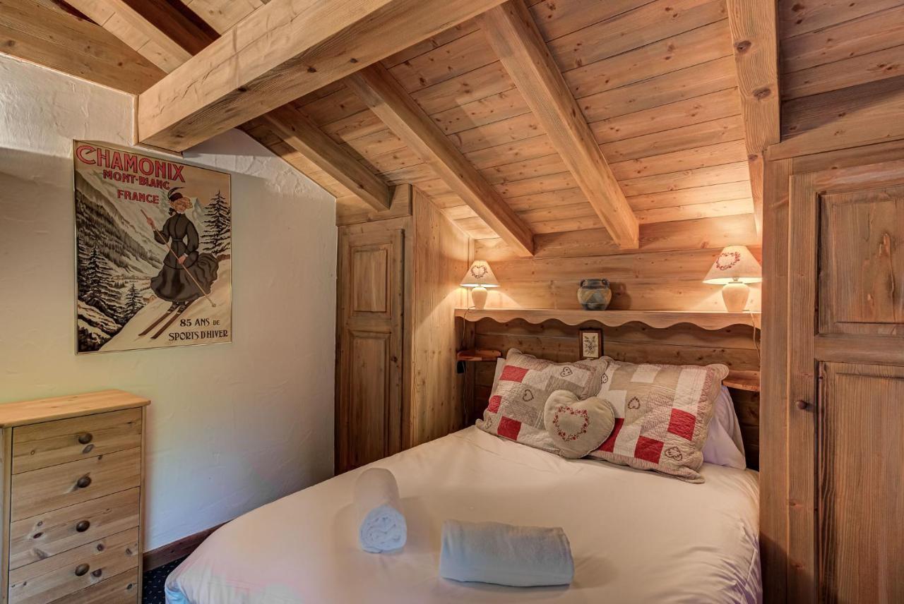 Chalet Blackbushe - Traditional Chalet - Alpes Travel - Sleeps 4-6 Les Houches Luaran gambar