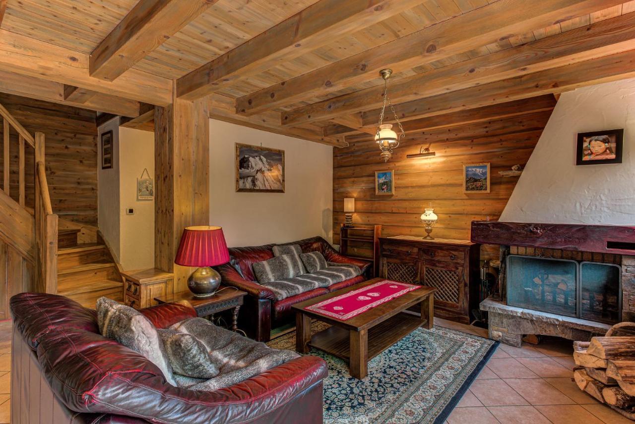 Chalet Blackbushe - Traditional Chalet - Alpes Travel - Sleeps 4-6 Les Houches Luaran gambar